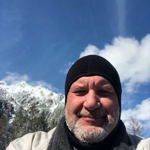 Meet your Posher, Sal